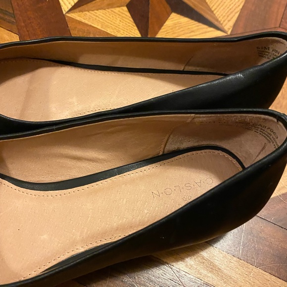 BLACK FLATS- Never worn - Picture 4 of 6